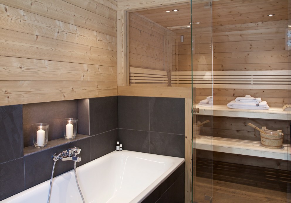 Swiss Ski Chalet  | Bathroom | Interior Designers